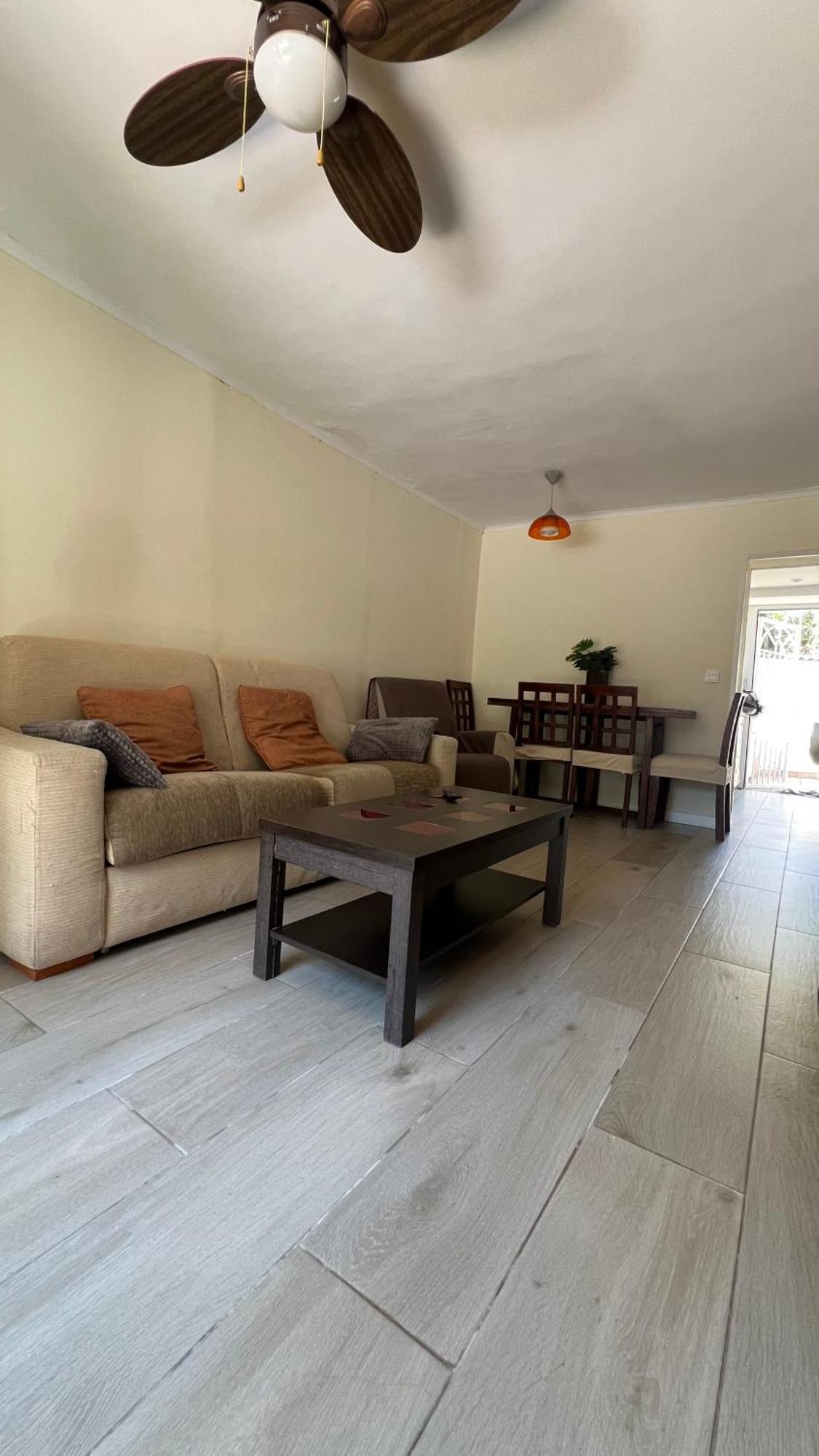 Hébergement de vacances La Casita De Noe Con Vista Al Pantano De San Juan San Martín de Valdeiglesias